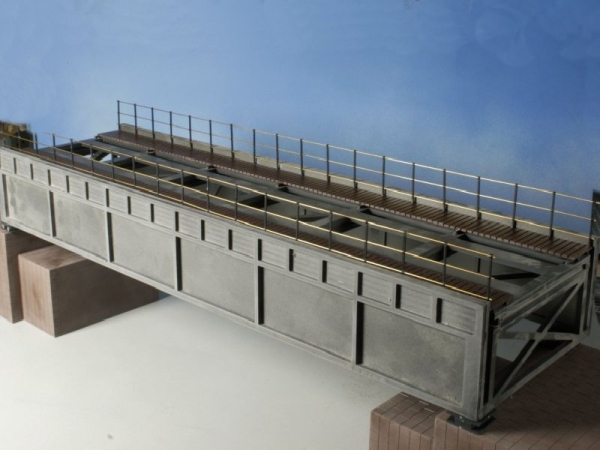 Blechträger Unterzugbrücke 668 mm